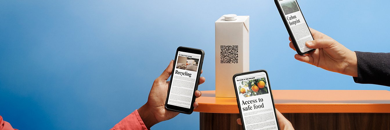 i telefoni che scansionano il codice QR sulla confezione